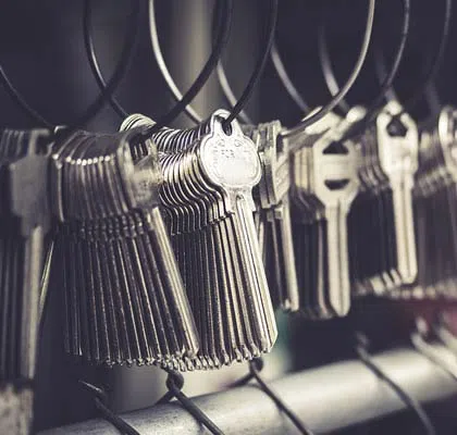 Emerald Locksmith Shop Long Beach, CA 562-567-6817