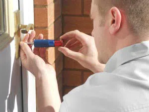 Emerald Locksmith Shop Long Beach, CA 562-567-6817